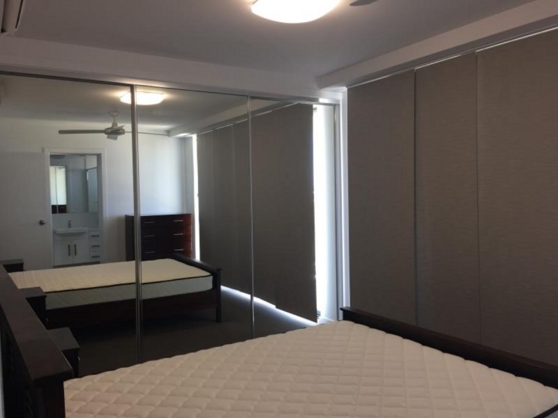 701/2-4 Victoria Parade, Rockhampton City QLD 4700